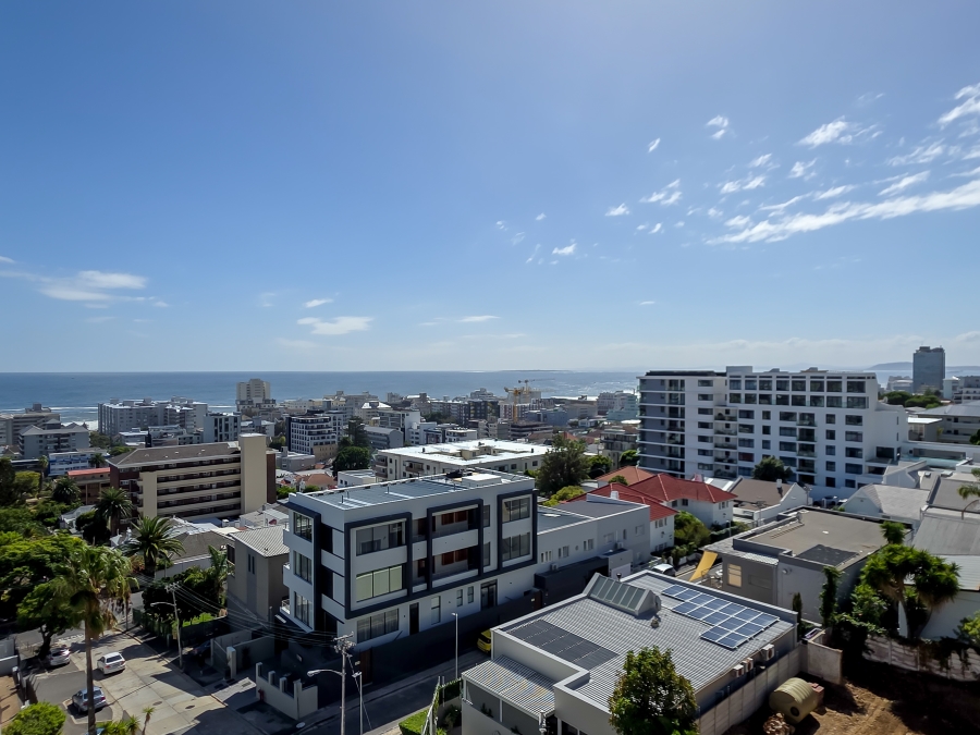 2 Bedroom Property for Sale in Sea Point Western Cape